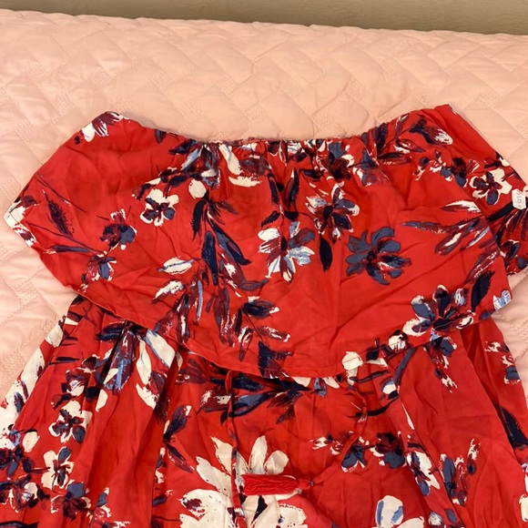 Sundress - Picture 1 of 4